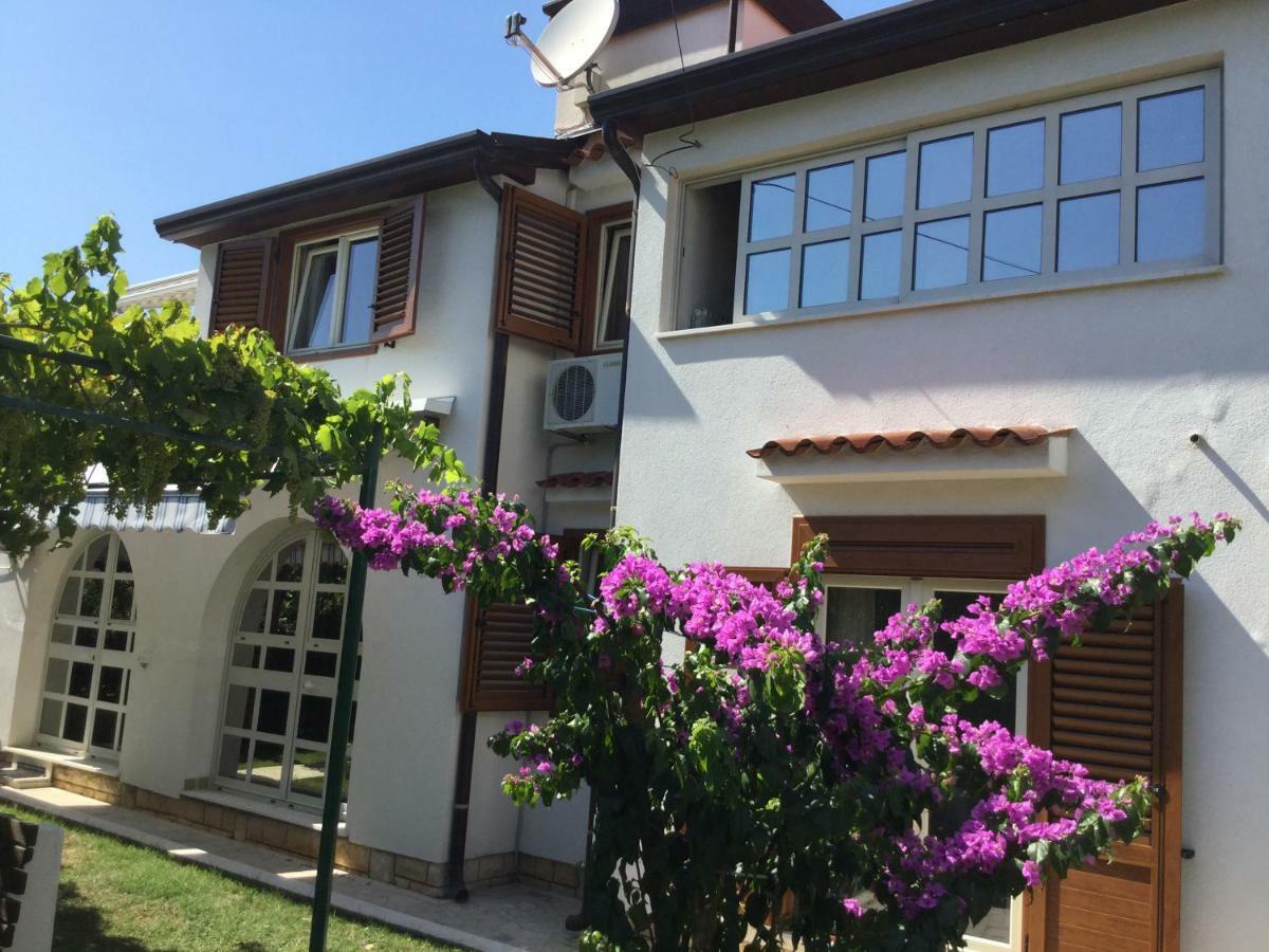 Apartments Gemma Poreč Exterior foto